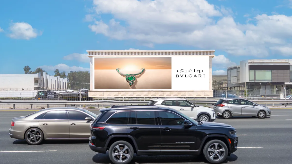 Digital vs Static Billboards in Dubai Which Format Works Best for Brands