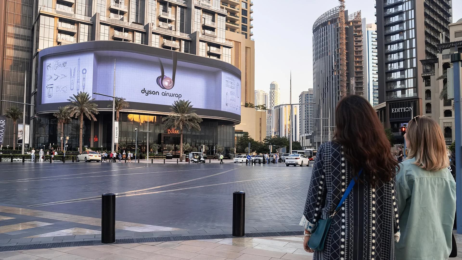 When OOH Meets Tech: NFC, AR and Interactive Ads Revolutionising the UAE Skyline