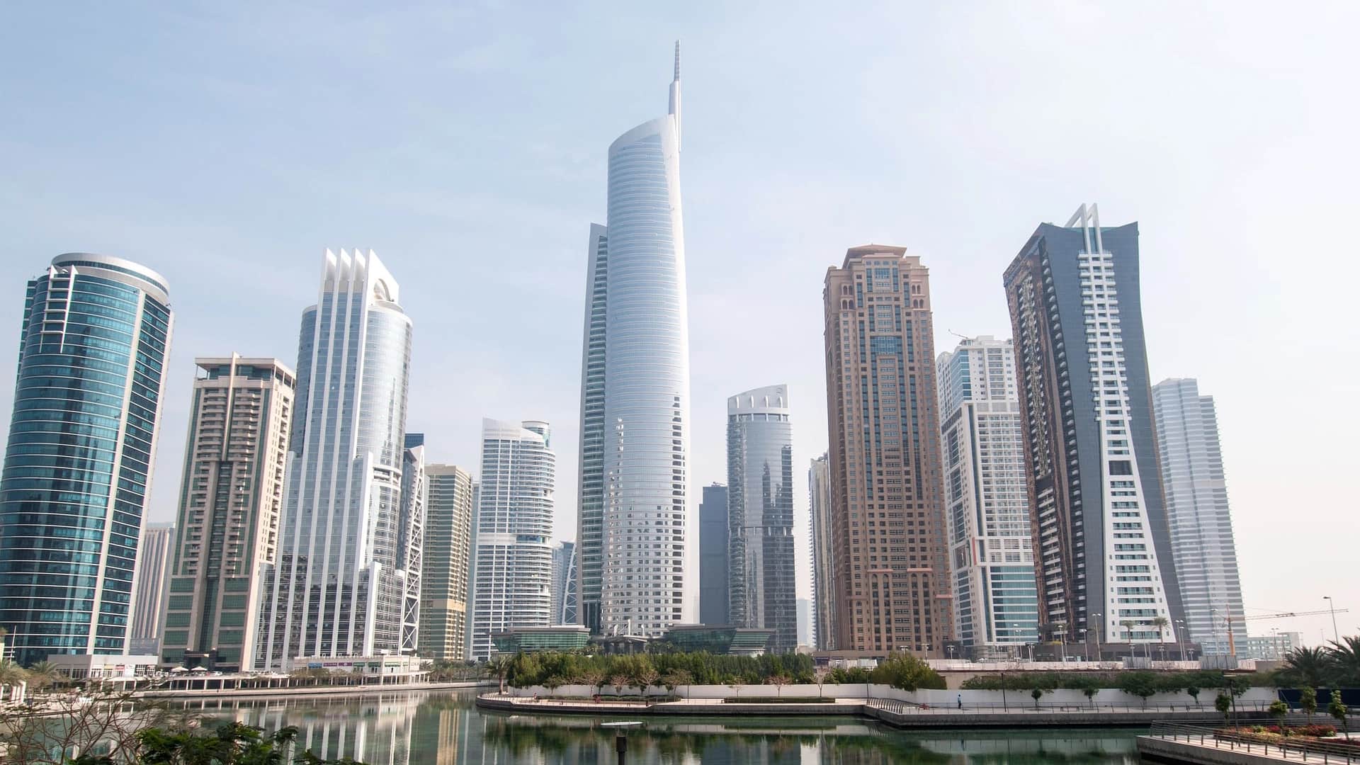 The Rise of Digital Out of Home Advertising on Elevator Screens in the UAE