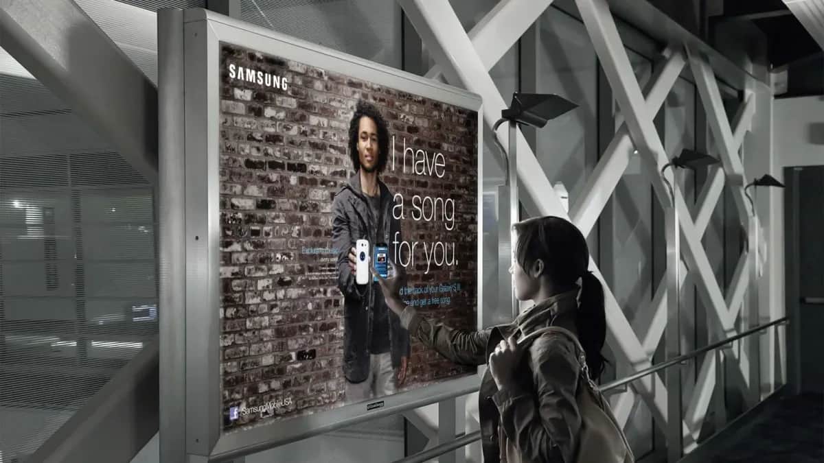 Boosting Ad Engagement with Interactive Digital Screens